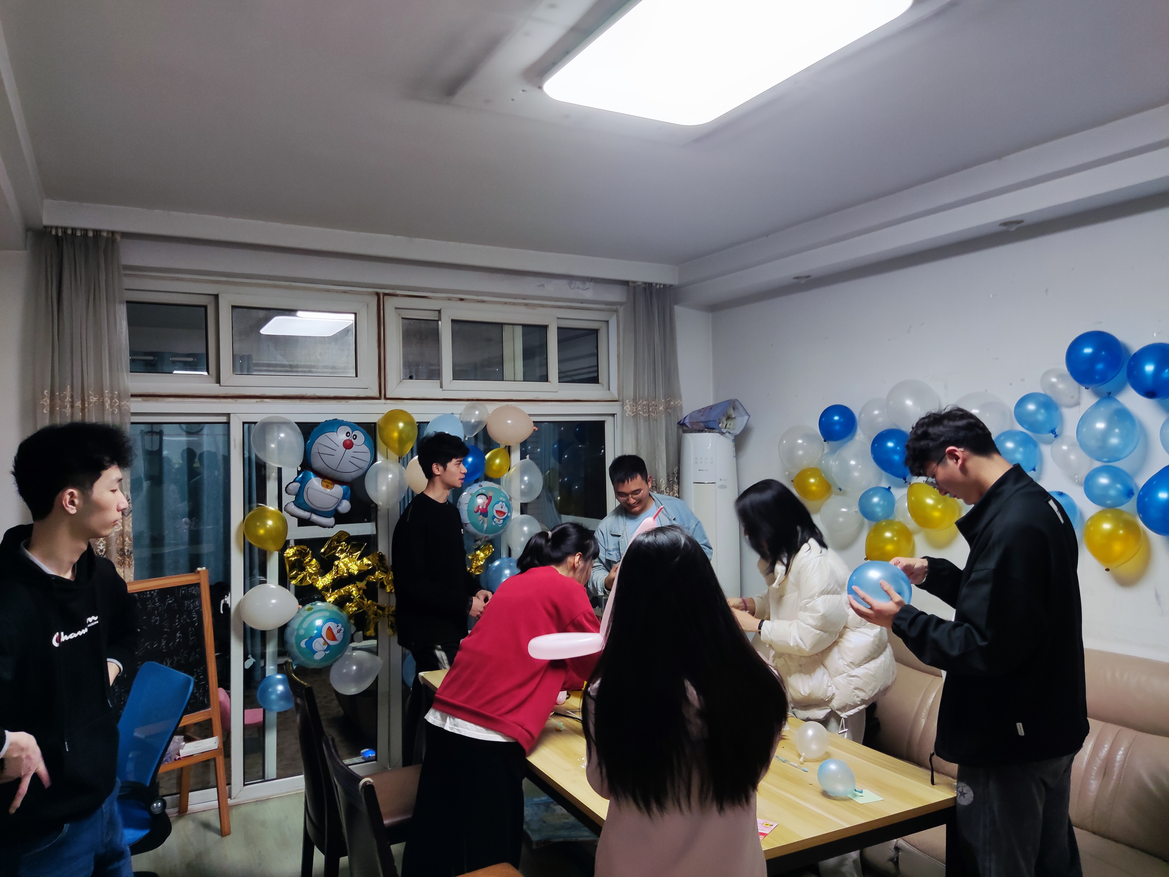 张老师生日快乐！